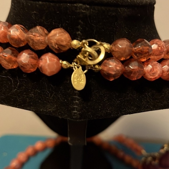 Lydell NY Vintage Double strand faceted pink, cranberry and purple bead necklace - Picture 4 of 6